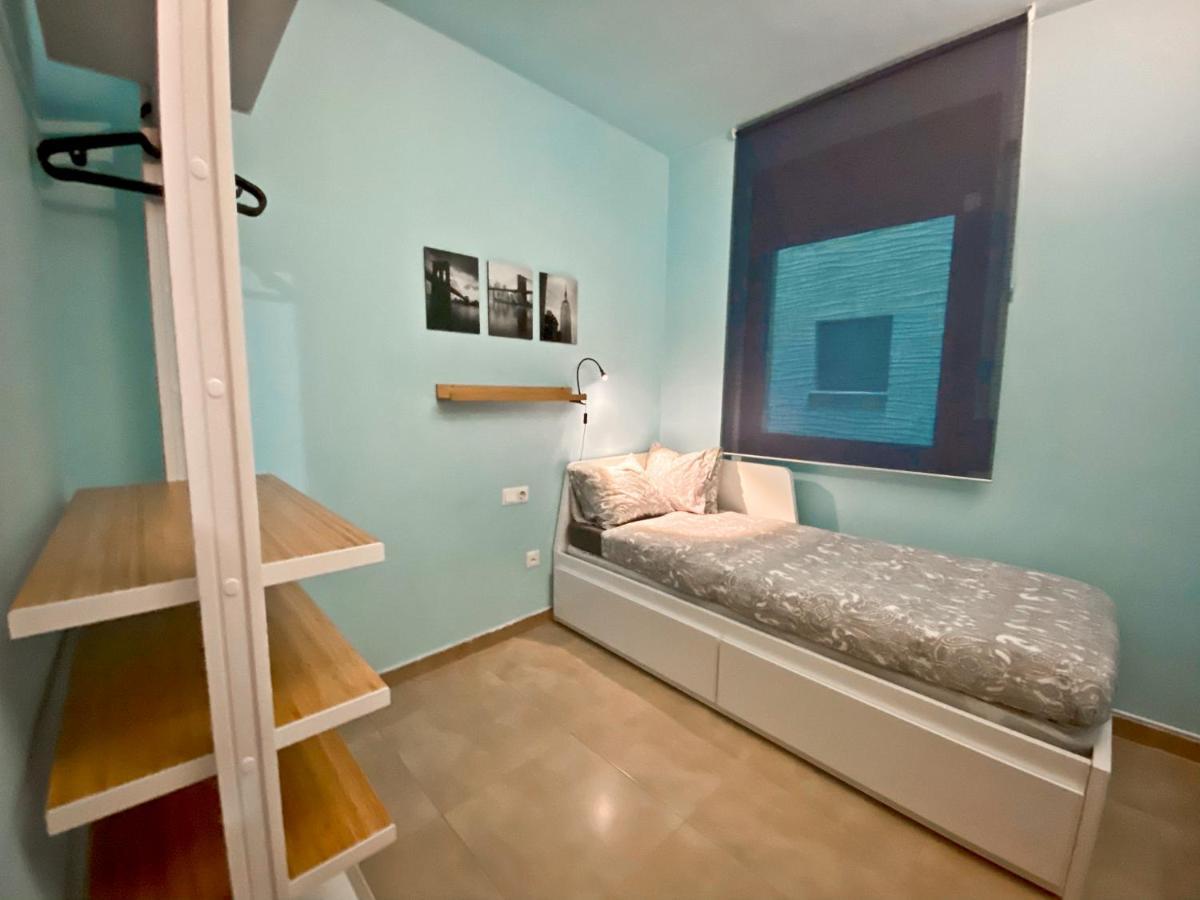 Urban Manresa-City Center Apartment With Balcony Екстериор снимка