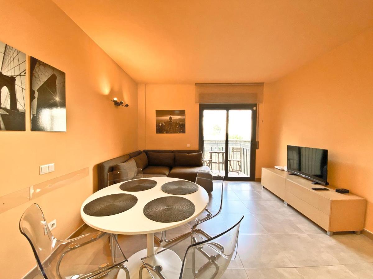 Urban Manresa-City Center Apartment With Balcony Екстериор снимка