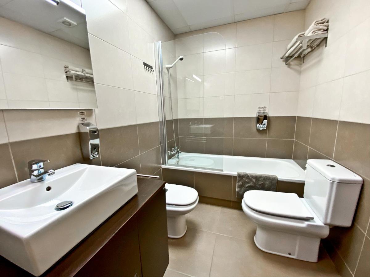 Urban Manresa-City Center Apartment With Balcony Екстериор снимка