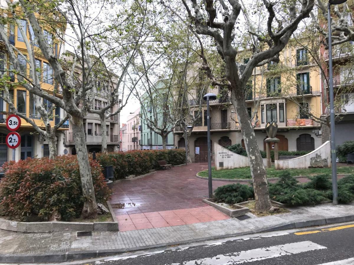 Urban Manresa-City Center Apartment With Balcony Екстериор снимка
